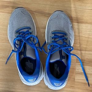 Brooks GTS 20 Running shoes